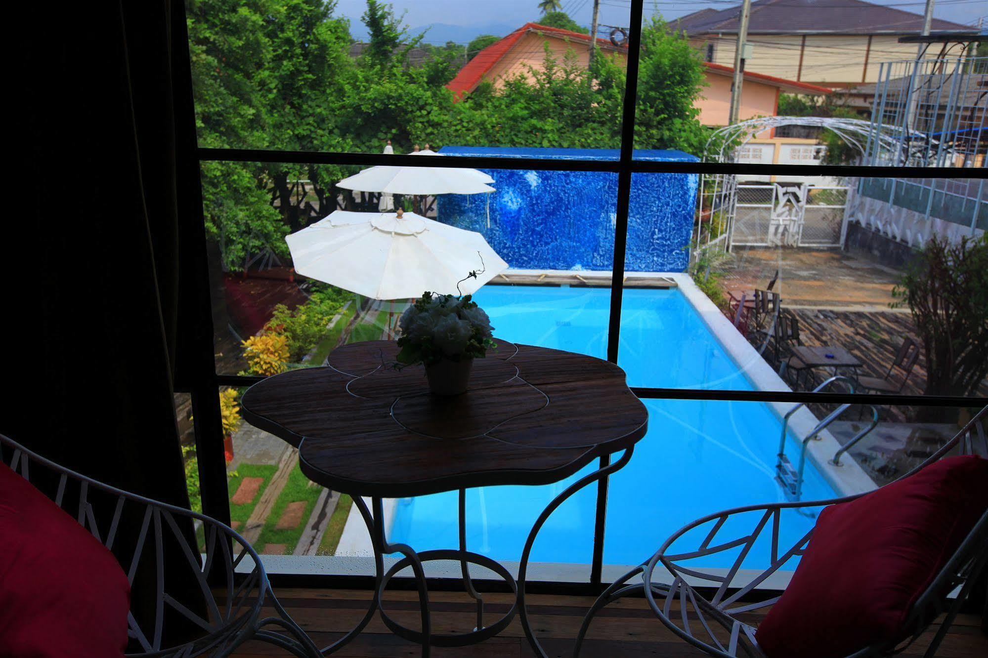 Hy Resort Chonburi Luaran gambar